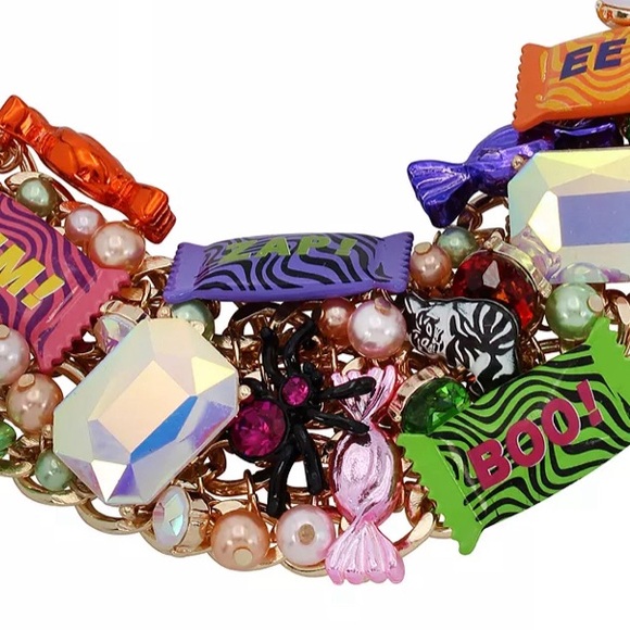 NWT ⚜️ 🍭⚜️ BETSEY JOHNSON Faux Stone Candy Statement Bib Necklace Halloween - Picture 6 of 10